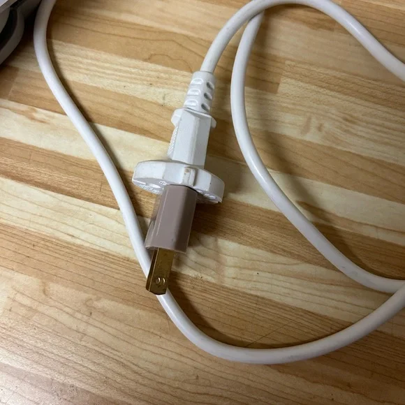 Portable Handheld Steamer - Picture 11 of 12